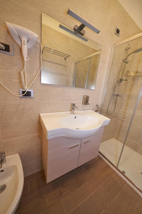 B&B Mary Grace Rossano Stazione Exterior foto